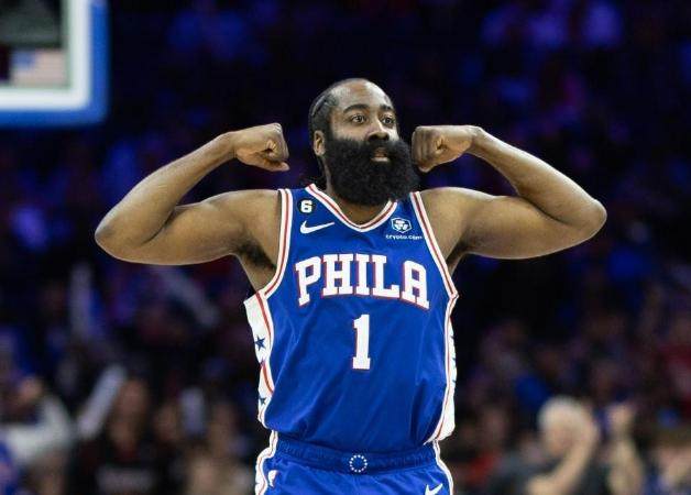 星空体育app下载-哈登罢训面临巨额罚款 快艇近期多次拒绝76人报价